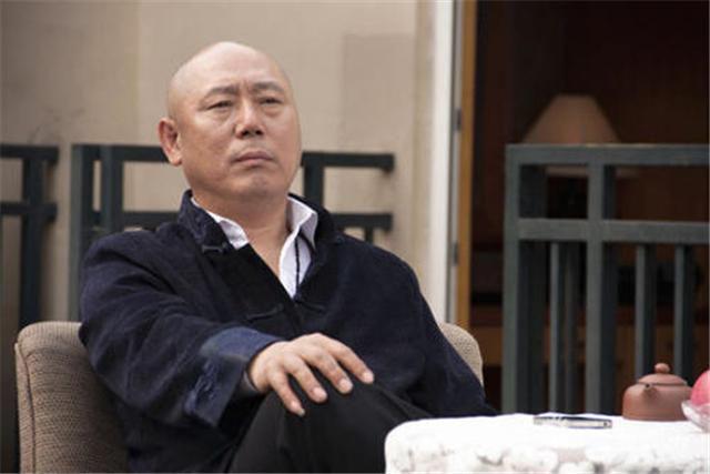 李成儒，從舞臺到熒屏的自信蛻變與成就感滿滿之路