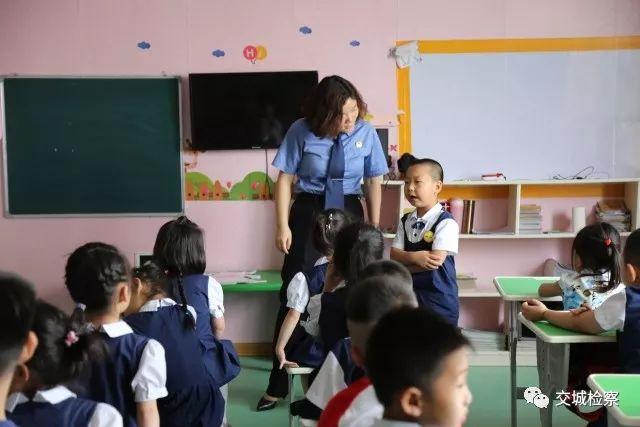 最新東方時事解讀，自然美景背后的探索之旅