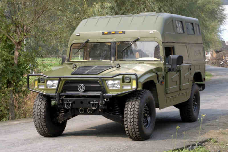 東風(fēng)最新軍車震撼登場(chǎng)，展現(xiàn)雄姿！