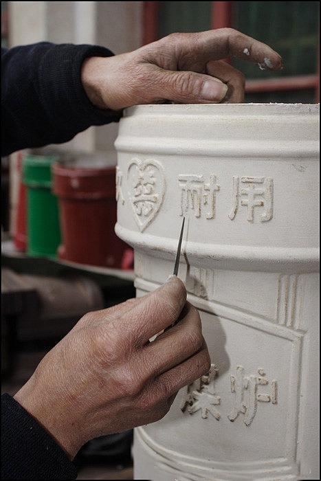 煉鋼生鐵最新價格與市場走勢分析，影響因素及觀點闡述