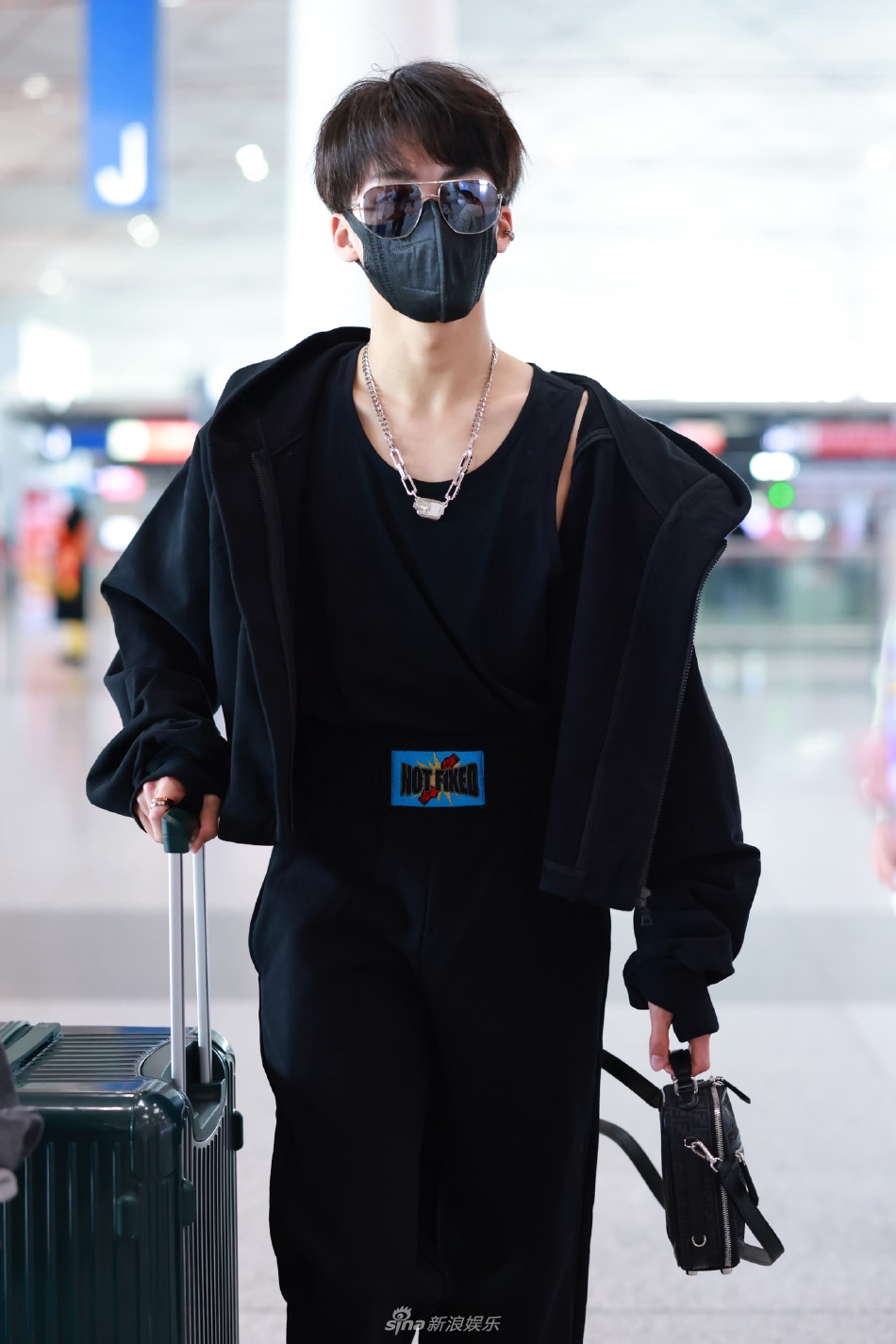 何洛洛機(jī)場(chǎng)最新動(dòng)態(tài)，自然美景的輕松探索之旅